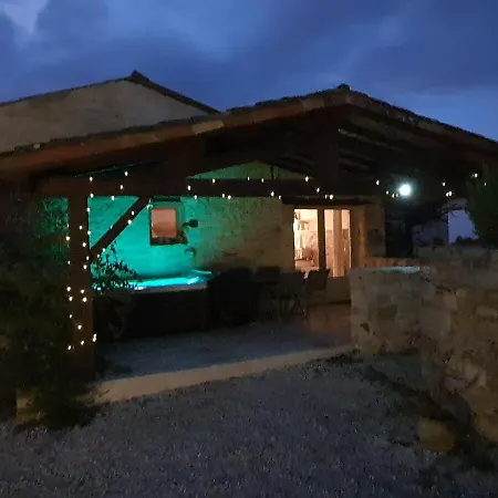 Cozy With Jacuzzi&swimming Pool *